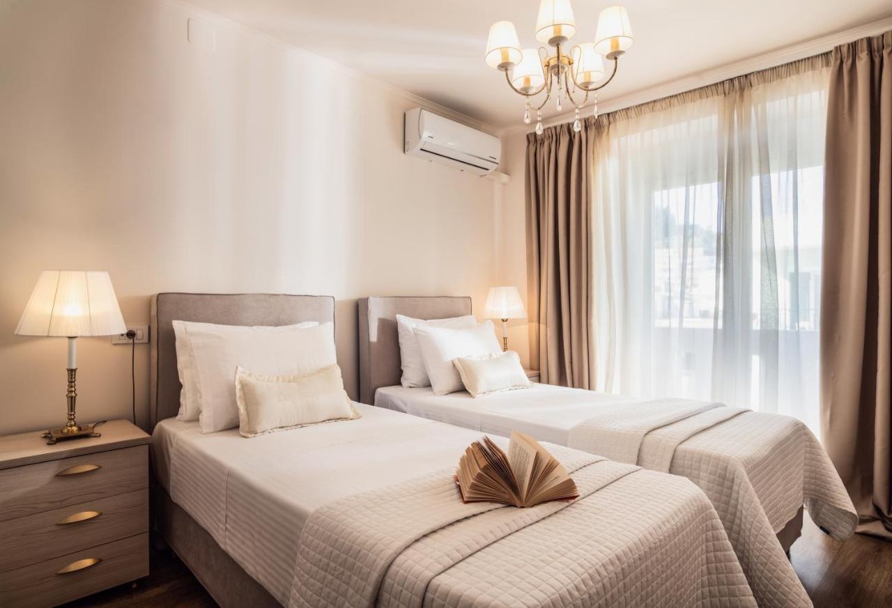 Maison Downtown Luxury Apartments! Zakynthos Town Exterior photo